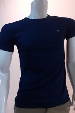 Camiseta Masculina Basic Slim 