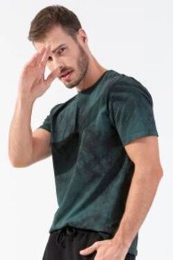 Camiseta Masculina de Algodão Cor Cipreste