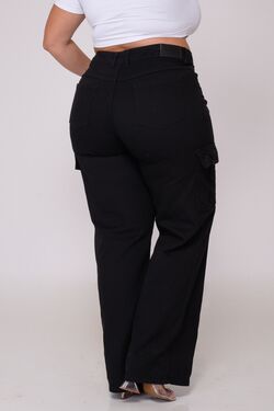 Calça Feminina Plus Size Cargo Preto