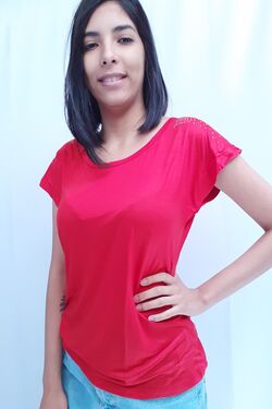 Blusa Feminina Slim em Viscose  - 48015