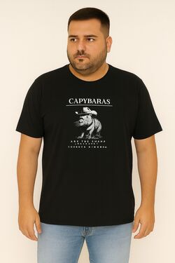 Camiseta Plus Size Capybaras Preto Thoux