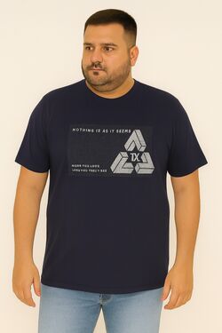 Camiseta Plus Size Pinos Preto Thoux